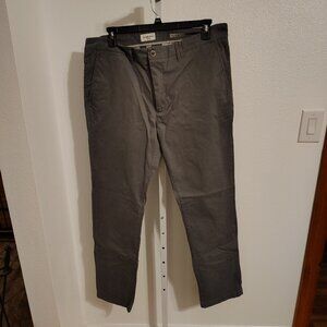 Goodfellow & Co Men's Gray Pants Size 42x34 The Every Wear Chino Cotton Spandex